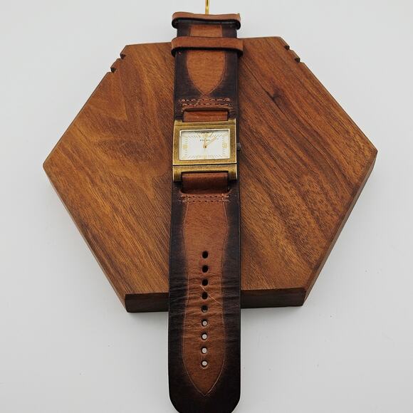 Fossil Men's Gold Tone Dial Wide Brown Leather Band Distressed Casual Everyday - Picture 4 of 6